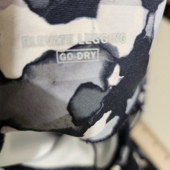 Old Navy Active Elevate Legging Womens Large Blue White Ink Spot Go Dry Pockets - Picture 10 of 16